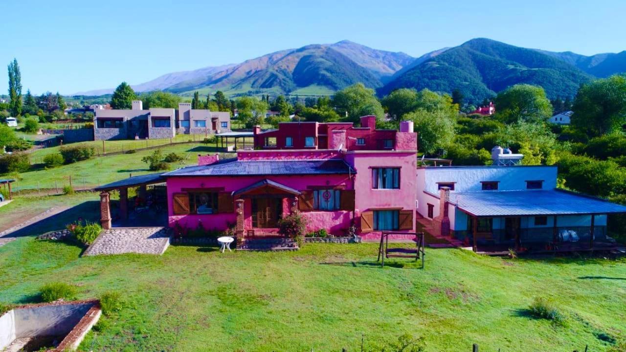 Hostal Isabella Tafí del Valle Exterior photo
